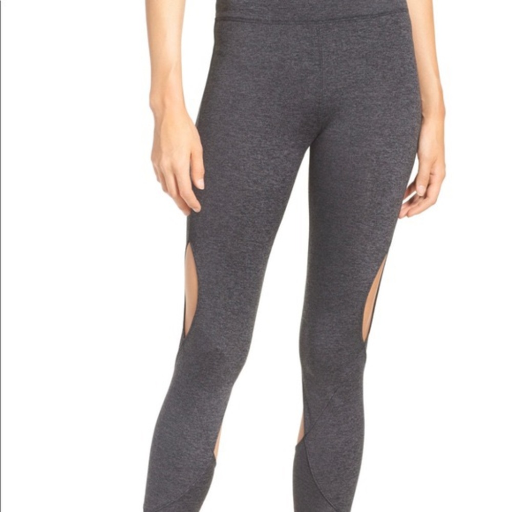 Like New Free People Gray Cut out Leggings sz SM